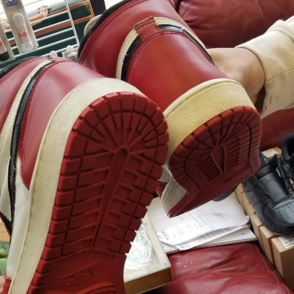 SOLD....1985 jordan 1 chicago. Size 11. Og none - Picture 2 of 7